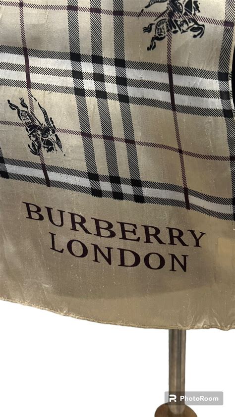 Burberry logomania